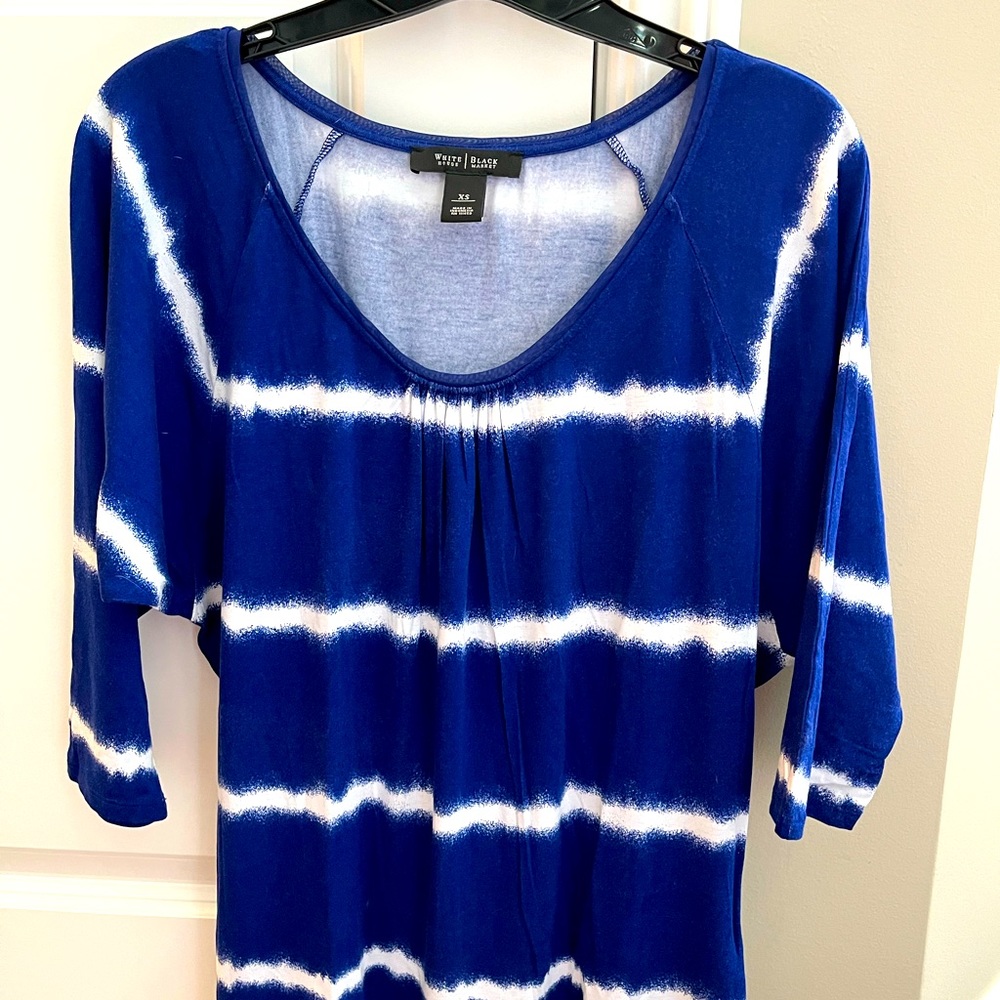 White House Black Market knit top